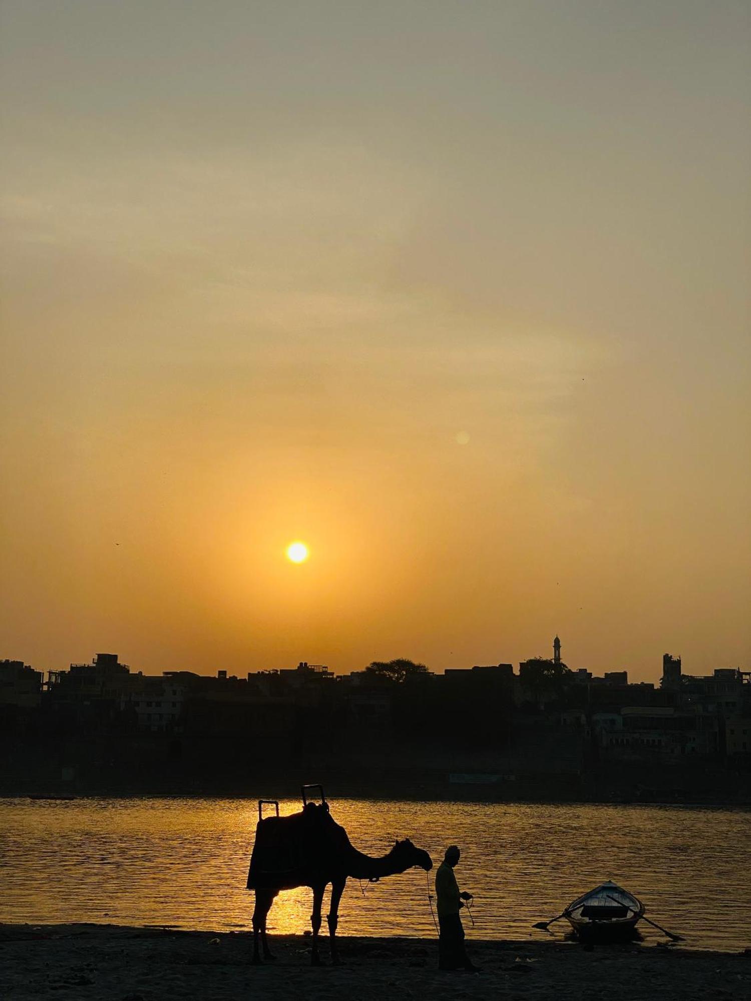 Ganga Guest House Varanasi Exterior foto